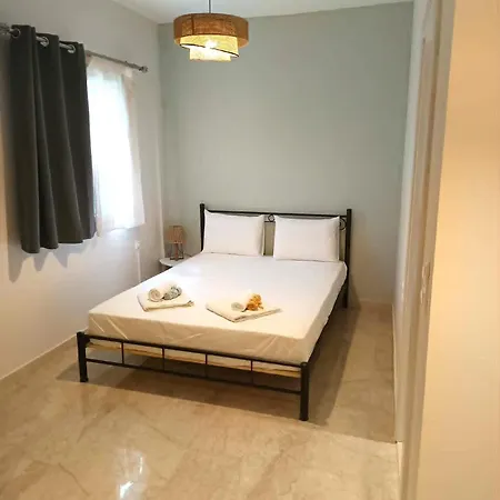 Dandarians Corfu 2 * Corfu (city)